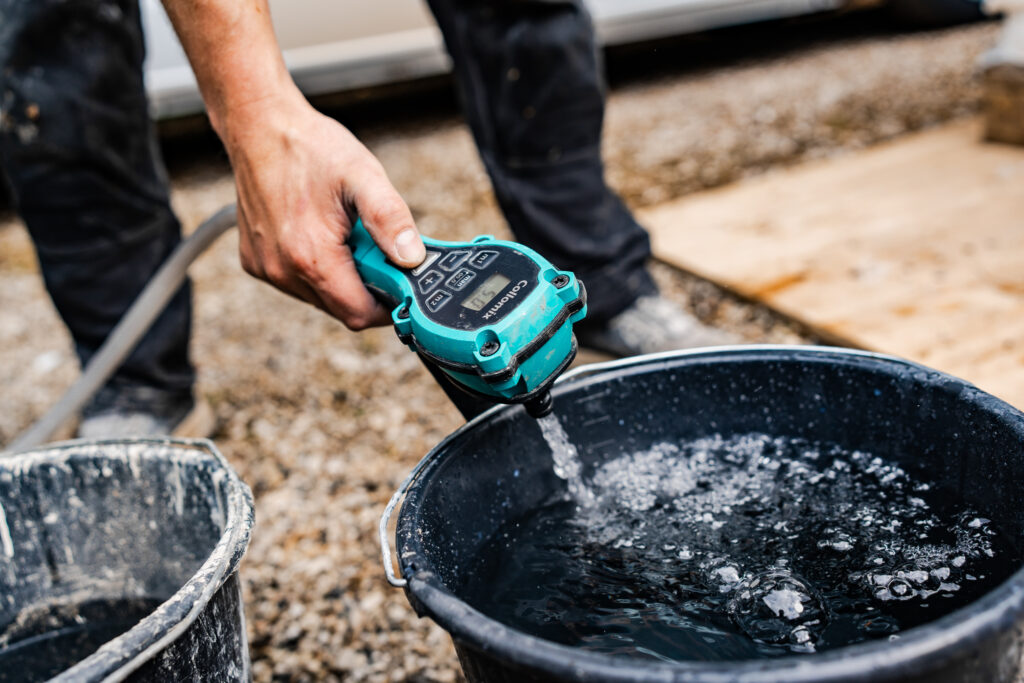 Betonvloer egaliseren voor optimale vlakheid.